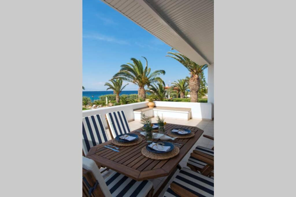 Palmaya Villa, Unique Seafront Experience Vagia  Exterior photo